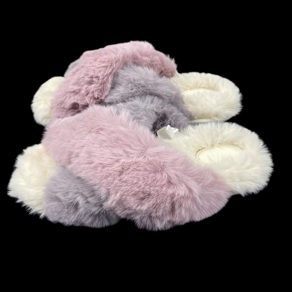 Cat & Jack Girls' Brooklyn Slippers Lavender US L Girls 4/5 Womens 5.5/6.5 NWT